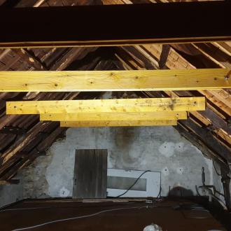 Traitement d'une charpente (faux entraits, pannes)